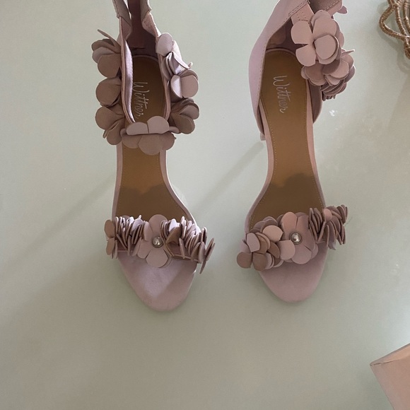 Wittner - baby pink heels - Picture 3 of 3